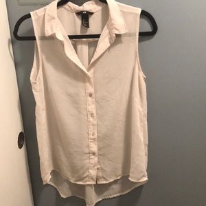 Sleeveless blouse
